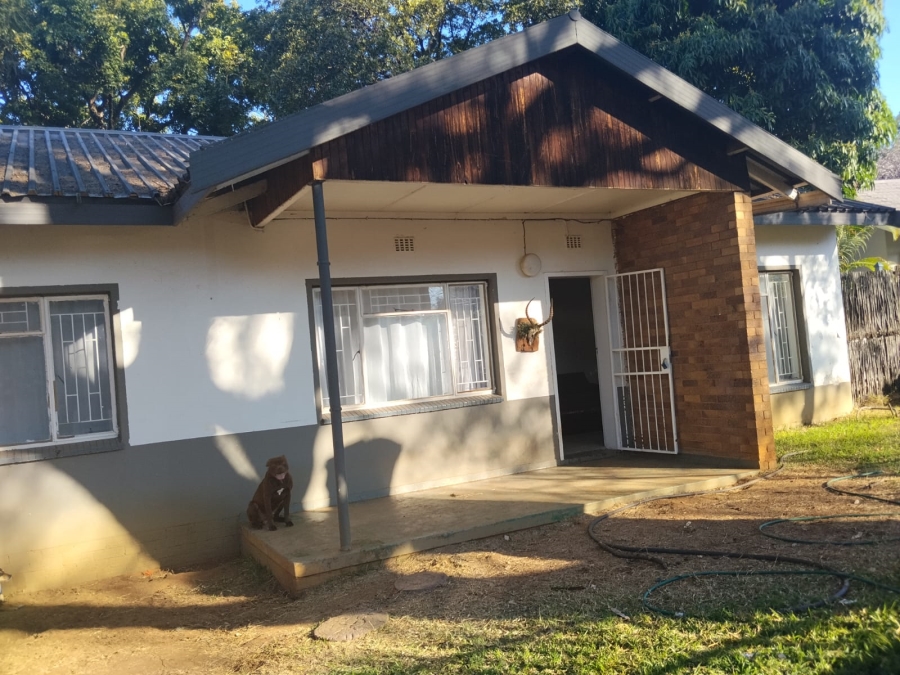 To Let 3 Bedroom Property for Rent in Geelhoutpark North West